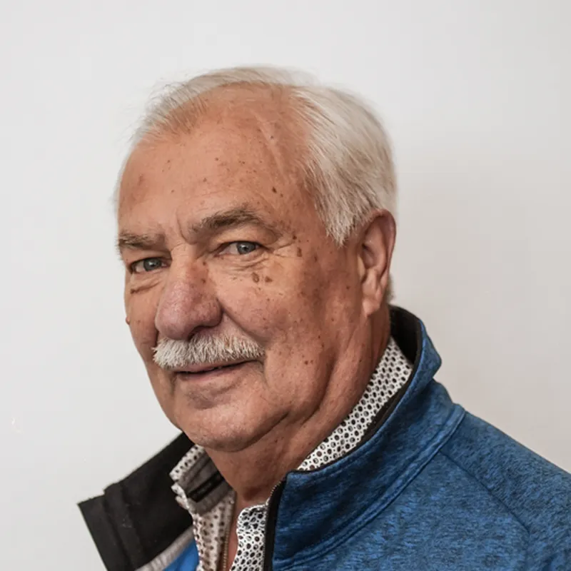 Manfred Sax, Geschäftsführer